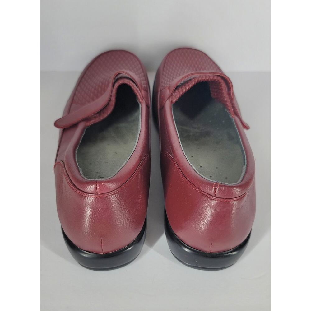 FootSmart Stretchables Stretchy Burgundy Comfort Leather Slip-Ons Women's Sz 11W - Picture 5 of 10